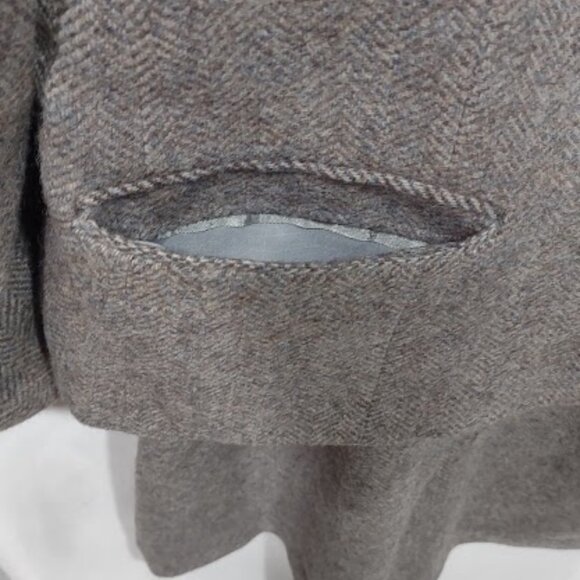 BRETTON PLACE 2 PIECE 100% WOOL GRAY BLAZER AND SKIRT LINED VINTAGE USA SIZE W16 - Picture 6 of 11